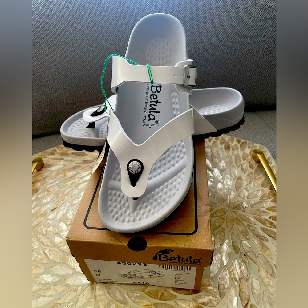 Bertula by Birkenstock white sandals, NIB. Great for summer!